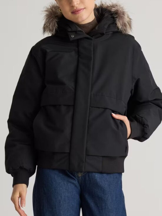 Quince Jackets & Blazers - Quince Responsible Down Hooded Short Parka Black S NWT